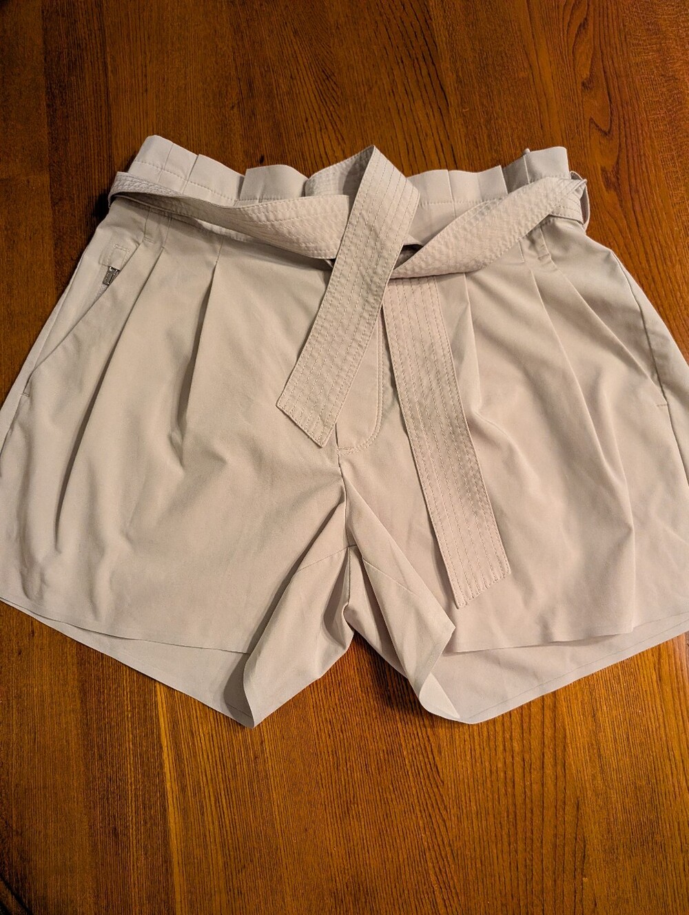High-Waist Athleta Women's Shorts in Light Beige with Waist Tie, 6